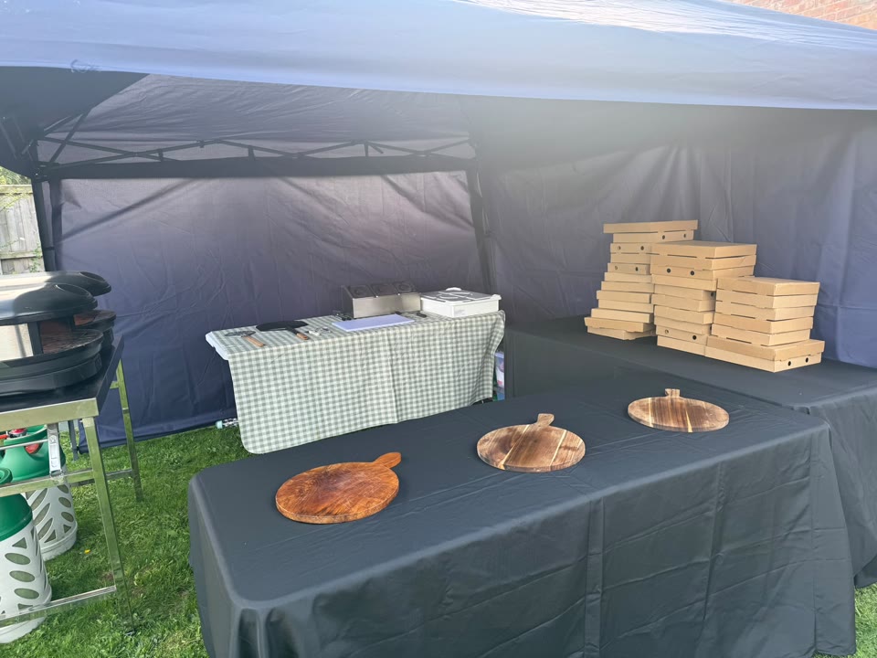 Xanders outdoor pizza catering setup